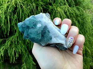 Fluorite Crystal Blue & Purple Big 8.7 oz. Cluster ~ 3 1/2“ Long ~ Sparkling White Matrix ~ Sacred Geometry Formation ~ Fast ~ Free Shipping
